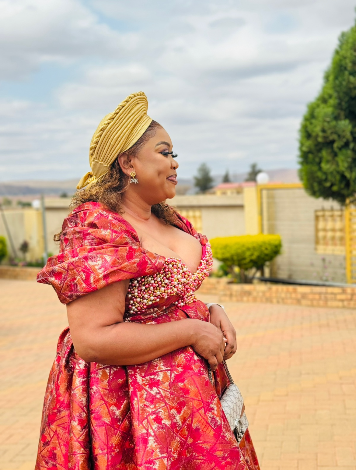 Mmudi the Dress 2.0